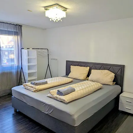 Siyen Three With 24h Check-in * Ammerbuch